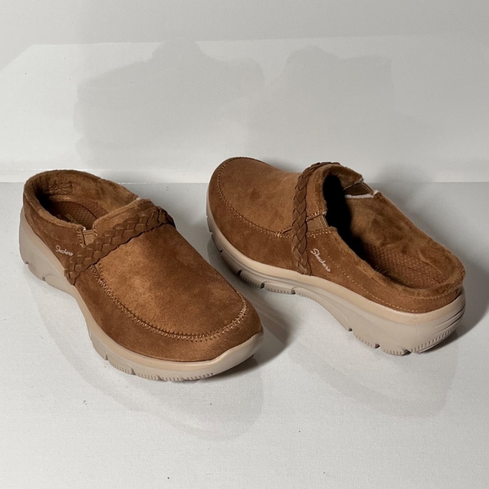 Skechers Easy Going Darling Thing Water Repellent Suede Clogs - Picture 3 of 4